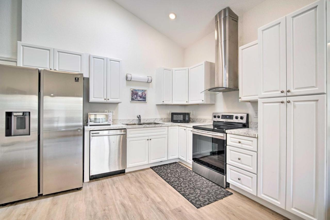 Sleek Tavares Condo 3 Miles To Downtown Exterior photo